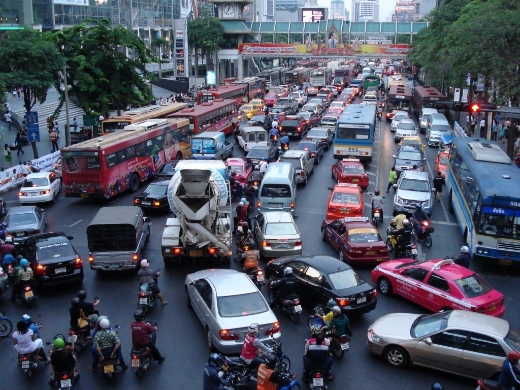 Say Goodbye to Traffic Jams with These Game-Changing Auto Bikes!